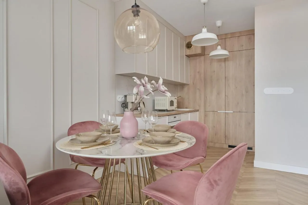 Elegant Apartment With Balcony Krakowska Wroclaw By Renters Prestige 0*,