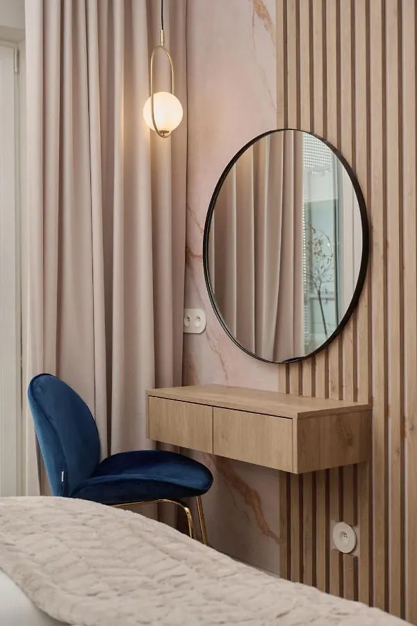Elegant Apartment With Balcony Krakowska Wroclaw By Renters Prestige