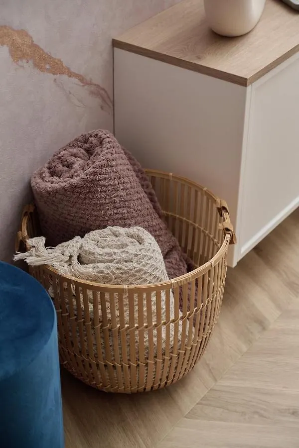 Elegant Apartment With Balcony Krakowska Wroclaw By Renters Prestige